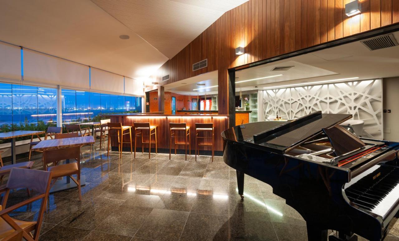 Hotel Senac Ilha Do Boi Vitória Extérieur photo The lounge at the airport