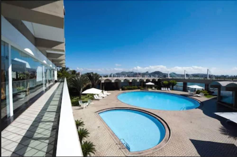 Hotel Senac Ilha Do Boi Vitória Extérieur photo Swimming pool